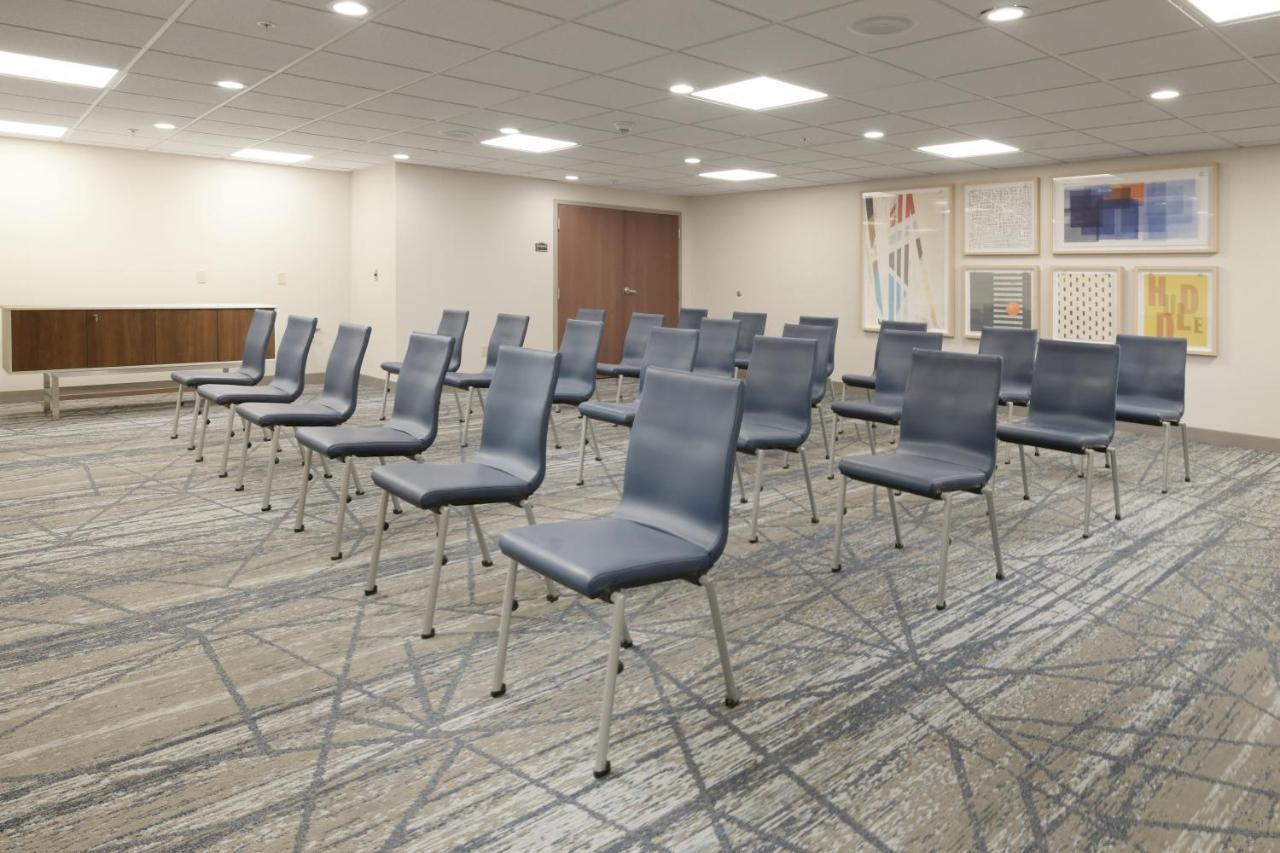 Holiday Inn Express & Suites - Williamstown - Glassboro By Ihg מראה חיצוני תמונה