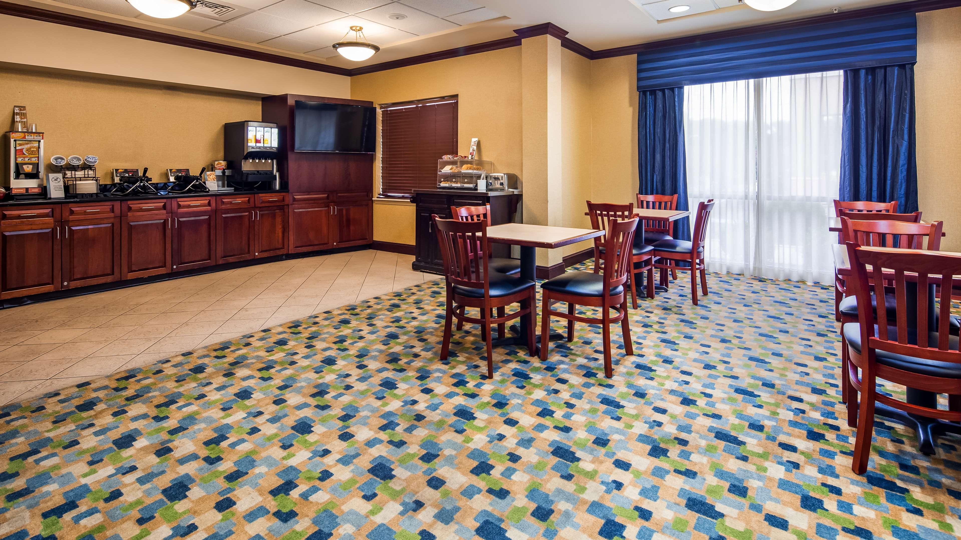 Holiday Inn Express & Suites - Williamstown - Glassboro By Ihg מראה חיצוני תמונה